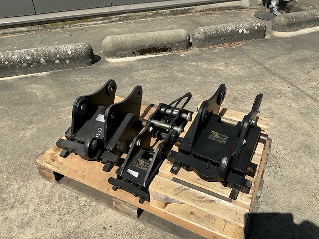 2 x hcw10 1xhcw05 set hydraulische snewissels - afbeelding 1 van  7