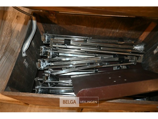 2 x houten kist met muziekstandaards - afbeelding 2 van  5