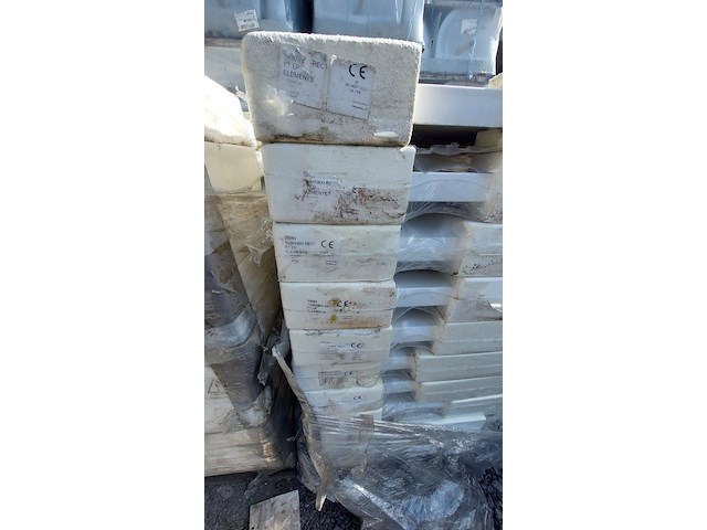 2 x ideal standard douchebak simplicity stone 140 x 90 ( nummer 15-02) - afbeelding 1 van  2