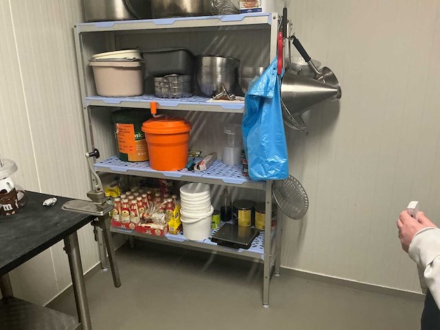 2 x inox rek met 5 leggers en 2 aluminium rekken (3x) - afbeelding 5 van  13