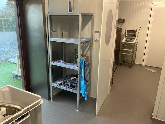 2 x inox rek met 5 leggers en 2 aluminium rekken (3x) - afbeelding 13 van  13