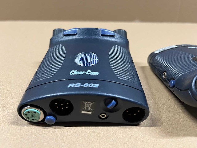 2 x intercom clearcom rs-602 beltpack 2-channel - afbeelding 3 van  4