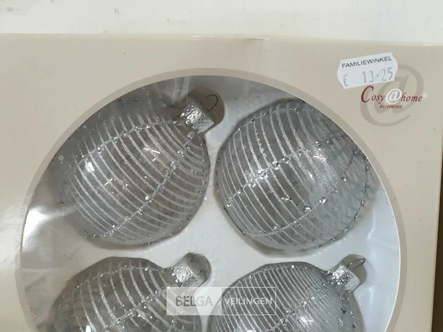 2 x kerstballen glas 4 stuks transparant/zilver - afbeelding 3 van  3