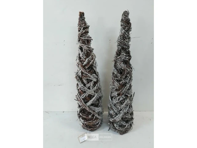 2 x kerstkegel takken met frost 60 cm - afbeelding 3 van  3