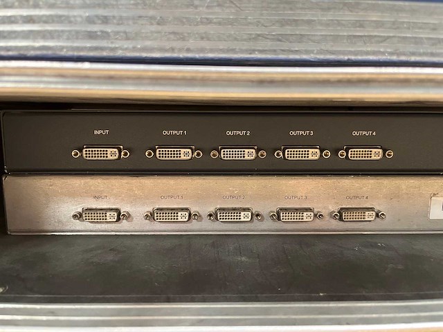 2 x kramer vm-4hdcp signal distribution dvi 1->4 - afbeelding 5 van  8