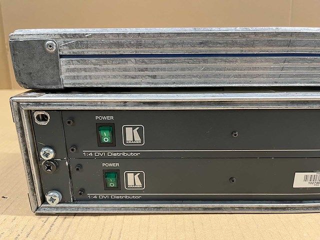 2 x kramer vm-4hdcp signal distribution dvi 1->4 - afbeelding 2 van  8