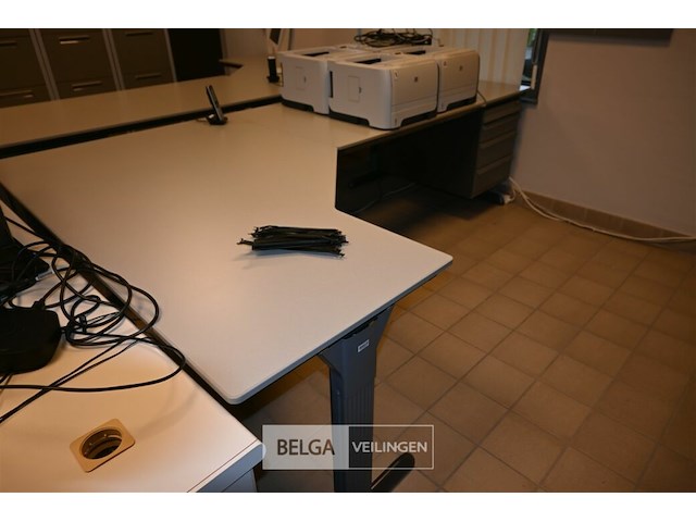 2 x l-vormige bureau - afbeelding 2 van  7