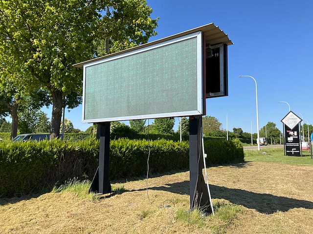 2 x led lichtreclame op zuil - afbeelding 1 van  17