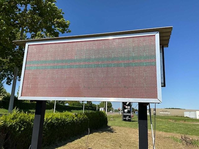 2 x led lichtreclame op zuil - afbeelding 11 van  17