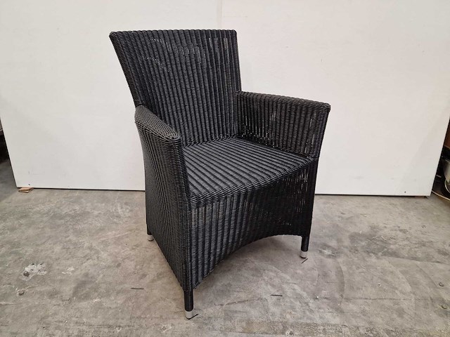 2 x luxury lounge - wickerzetel sardinia met armleuning zwart - afbeelding 1 van  1