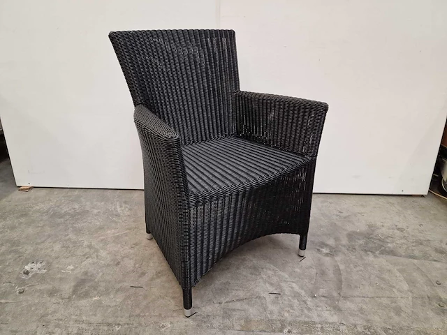 2 x luxury lounge - wickerzetel sardinia met armleuning zwart - afbeelding 1 van  4