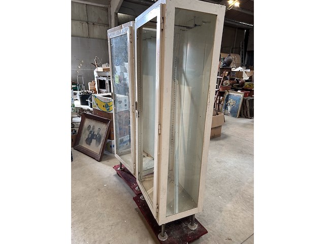2 x metalen apotheekkast (1 zonder glas) - afbeelding 2 van  2