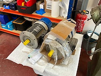 2 x motor mgm bada 90 l2 8b5 - 3000/750t - afbeelding 2 van  3