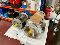 2 x motor mgm bada 90 l2 8b5 - 3000/750t - afbeelding 2 van  3