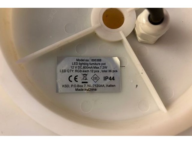 2 x nep buxus en 1 lamp - afbeelding 5 van  5