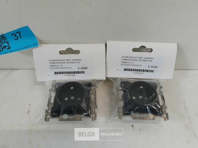 2 x niko inbouw stopcontact met aarding 21mm antraciet - afbeelding 1 van  3