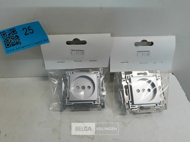 2 x niko inbouw stopcontact zonder aarding sterling - afbeelding 2 van  3