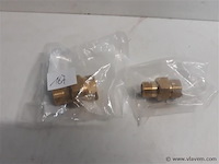 2 x rechte schroefkoppeling koper 2 assorti - afbeelding 1 van  2