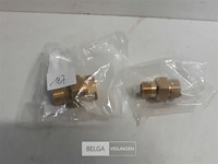 2 x rechte schroefkoppeling koper 2 assorti - afbeelding 1 van  3