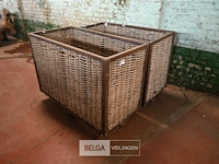 2 x rieten mand op wielen - afbeelding 1 van  5