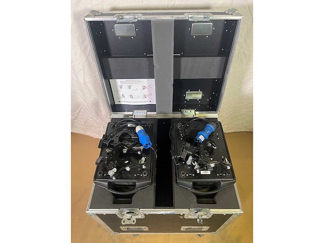 2 x robe robin cyclone (24x15w rgbw/8°-63°/integrated fan) - afbeelding 10 van  10
