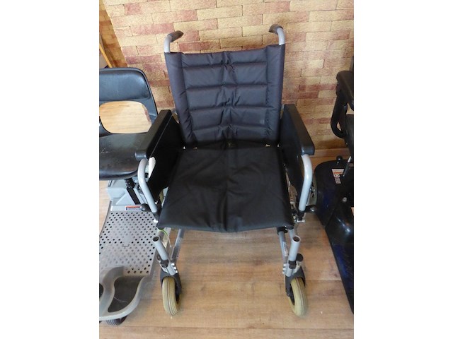 2 x scootmobiel en rolstoel - afbeelding 3 van  4