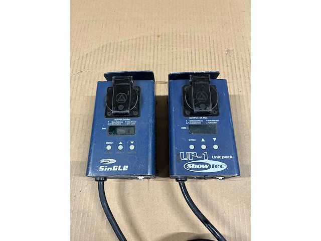2 x showtec dimmer 1x2kw single 10a xlr5/schuko (no fader) - afbeelding 3 van  3
