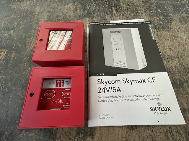 2 x skylux centrale voor rook en warmte afvoer - afbeelding 3 van  3