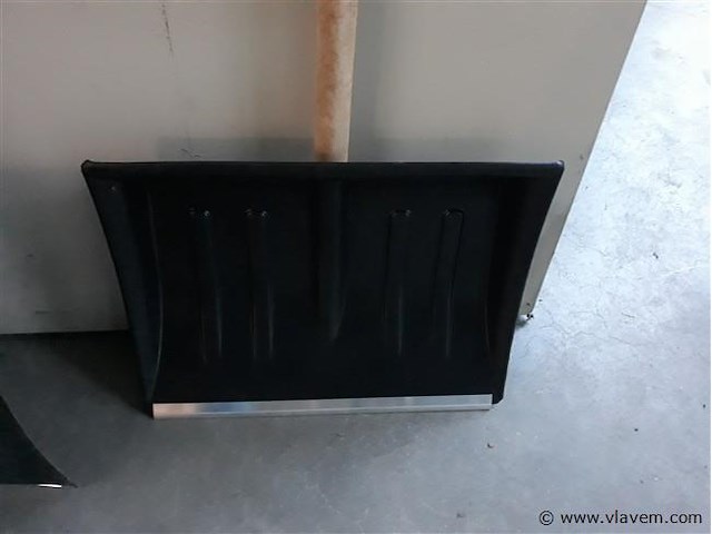 2 x sneeuwschep pvc 40 cm - afbeelding 2 van  2