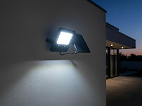2 x solar 1000 lumen led breedstraaler met afstandsbediening - afbeelding 3 van  9