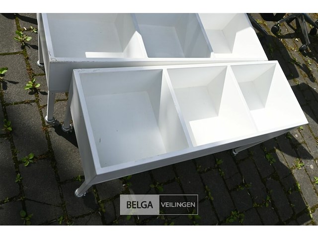 2 x sorteerbak bibliotheek op wielen - afbeelding 3 van  4