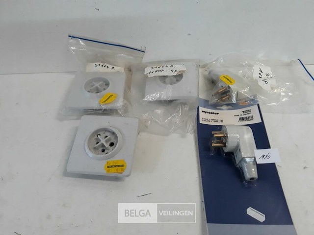 2 x stekker + 3 x stopcontact 380v/16a 4p - afbeelding 1 van  3