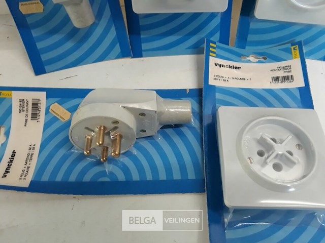 2 x stekker + 3 x stopcontact 380v/32a 4p - afbeelding 3 van  3