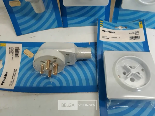 2 x stekker + 3 x stopcontact 380v/32a 4p - afbeelding 3 van  3