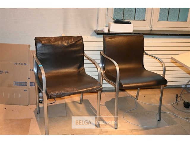 2 x stoel met armleuning - afbeelding 1 van  4