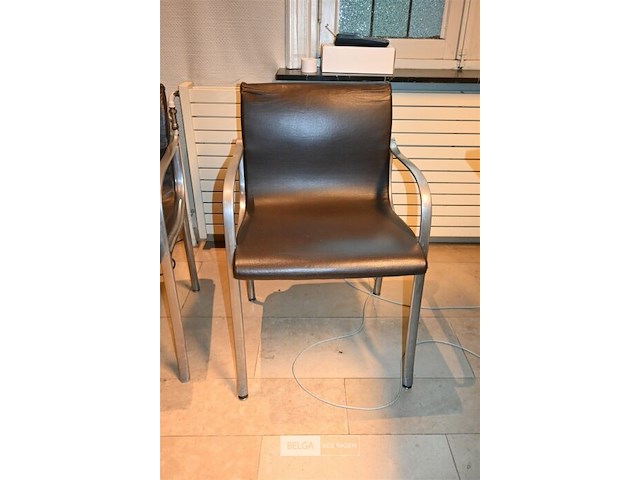 2 x stoel met armleuning - afbeelding 3 van  4