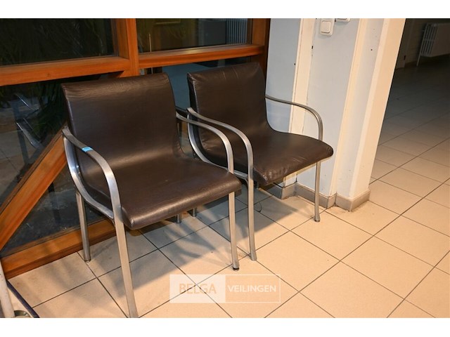 2 x stoel met armleuning - afbeelding 1 van  4