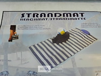 2 x strandmat 180x90cm plooibaar als draagtas - afbeelding 3 van  3