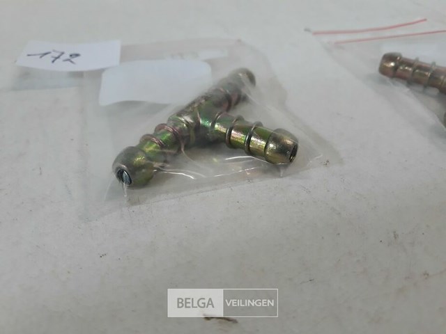 2 x t-stuk 8mm voor gas of drukslang - afbeelding 3 van  3
