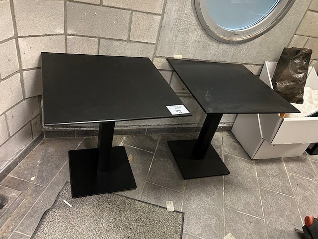 2 x tafel - afbeelding 1 van  3
