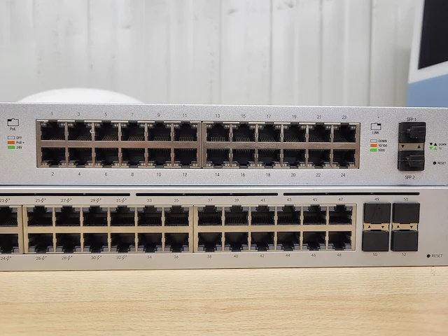 2 x unify switch + access point - afbeelding 2 van  5