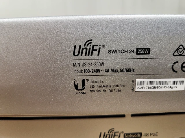 2 x unify switch + access point - afbeelding 3 van  5