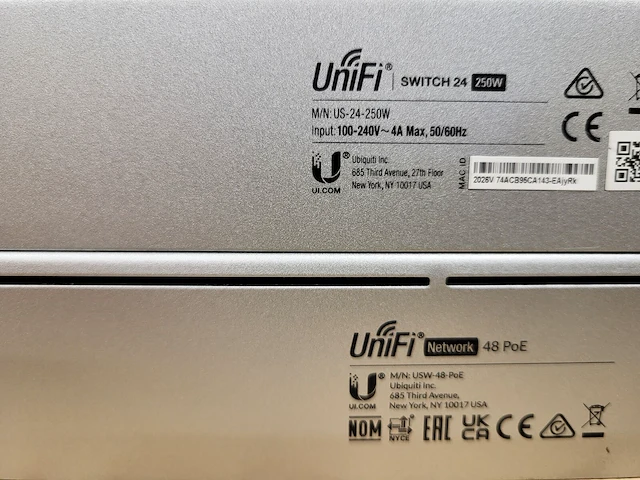 2 x unify switch + access point - afbeelding 4 van  5