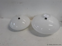 2 x vaas glas wit ufo 2 assorti - afbeelding 1 van  2