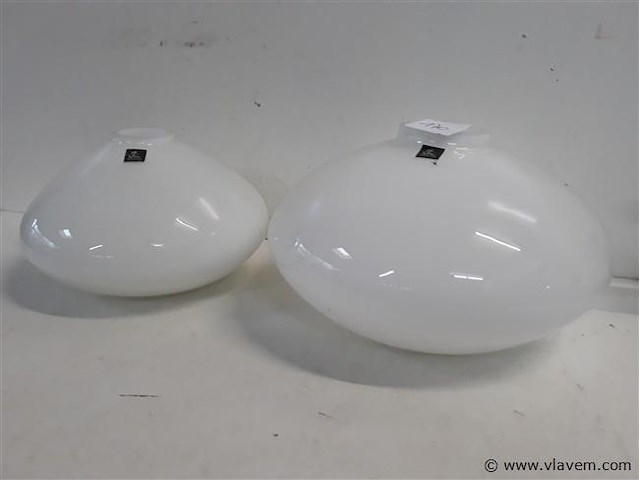 2 x vaas glas wit ufo 2 assorti - afbeelding 2 van  2
