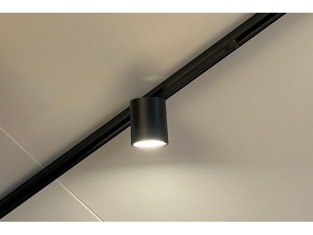 2 x verlichtingsarmatuur + spots - afbeelding 3 van  4