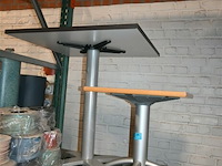 2 x vierkant tafeltje