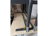 2 x volledig in hoogte verstelbare bureaus met onderblok (2x) - afbeelding 5 van  9