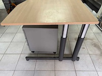2 x volledig in hoogte verstelbare bureaus met onderblok (2x) - afbeelding 8 van  9
