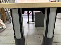 2 x volledig in hoogte verstelbare bureaus met onderblok (2x) - afbeelding 9 van  9